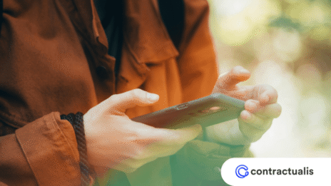 Firmar contratos desde tu celular: la nueva normalidad del mundo laboral híbrido